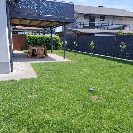 וילה Aqua מורבסקה טופליצה